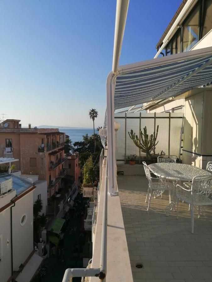 La Casa Di Rosa Lägenhet Sorrento Exteriör bild