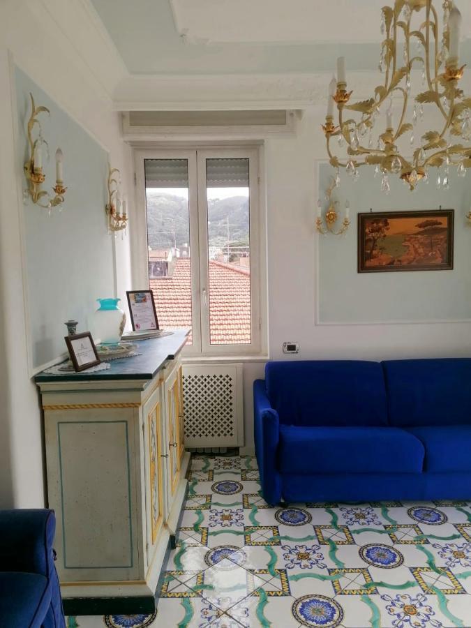 La Casa Di Rosa Lägenhet Sorrento Exteriör bild