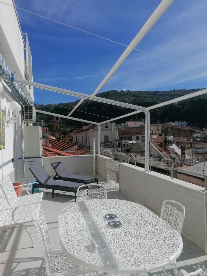 La Casa Di Rosa Lägenhet Sorrento Exteriör bild