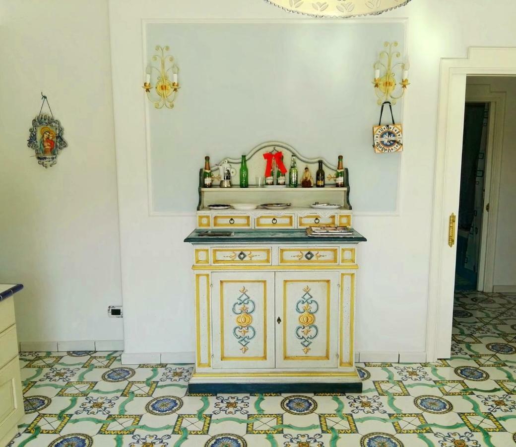 La Casa Di Rosa Lägenhet Sorrento Exteriör bild