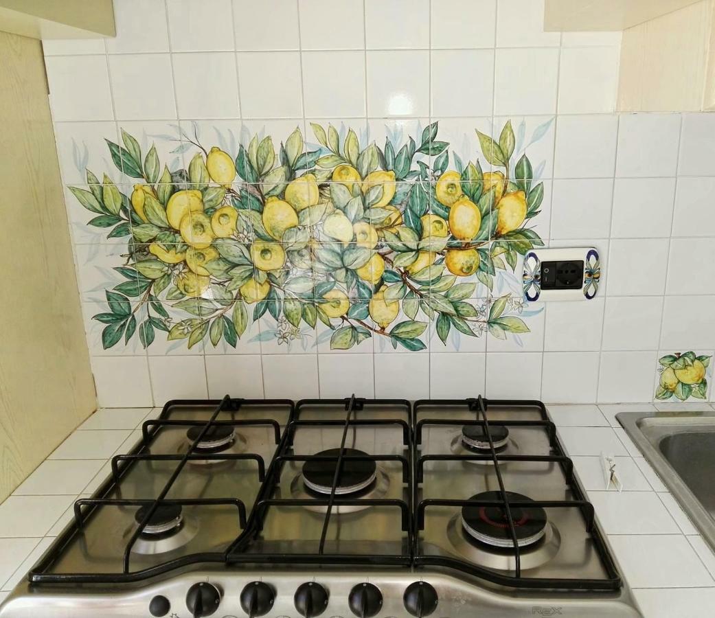 La Casa Di Rosa Lägenhet Sorrento Exteriör bild